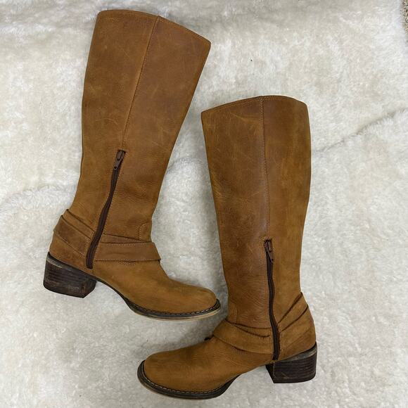 Durango City Charlotte Engineer Tall Leather Boots 14"  in Camel Size 7 - Picture 2 of 15